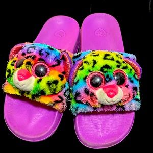 Purple Ty house slippers size 5